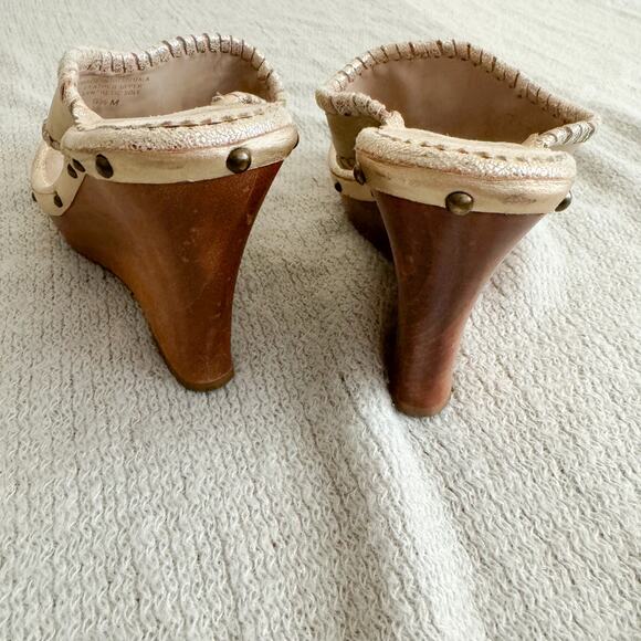 Jack Rogers Gold Marbella Wedge Sandal - 6.5 - Picture 3 of 7